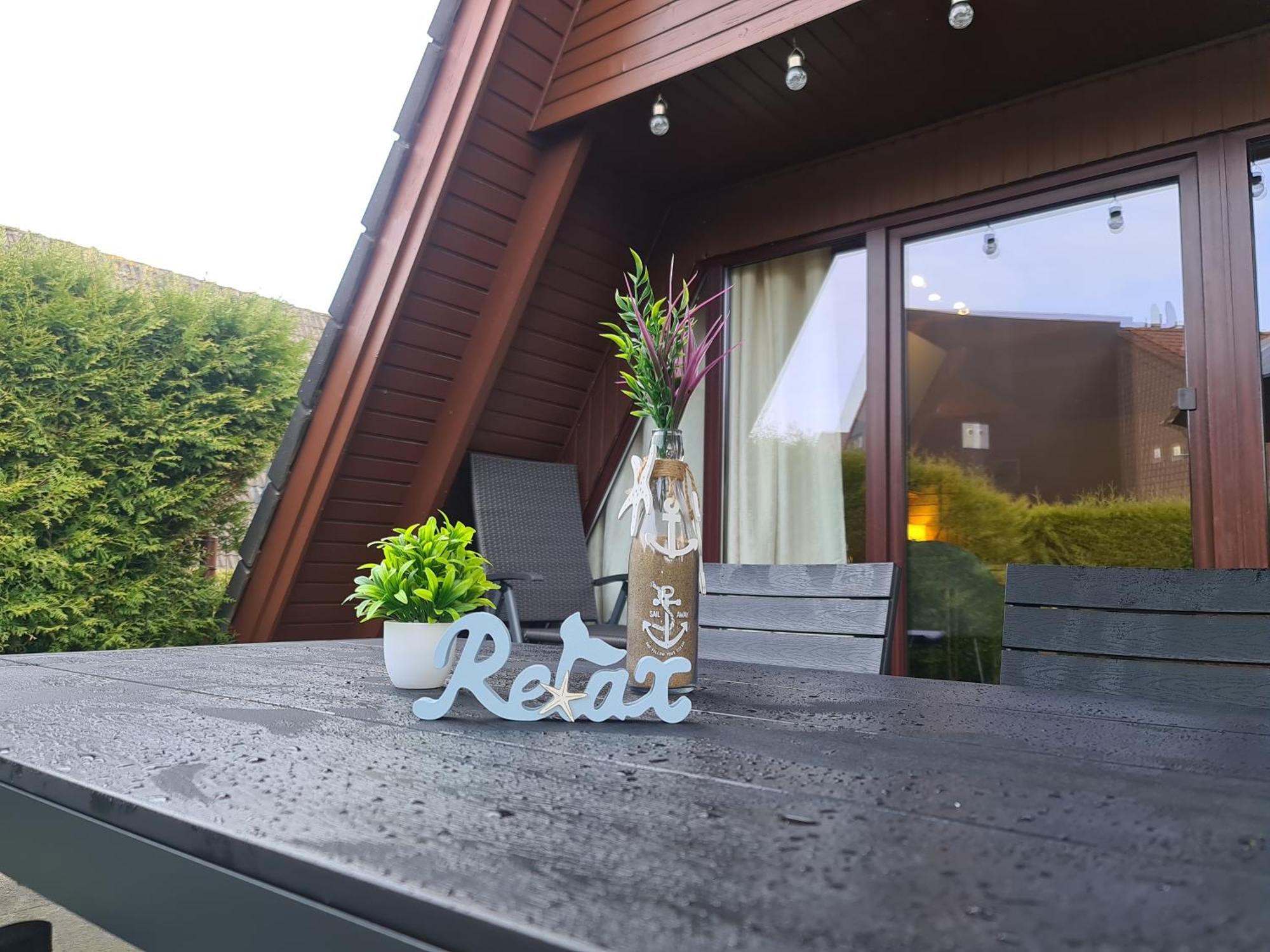 Villa Haus Blume Carolinensiel Exterior foto