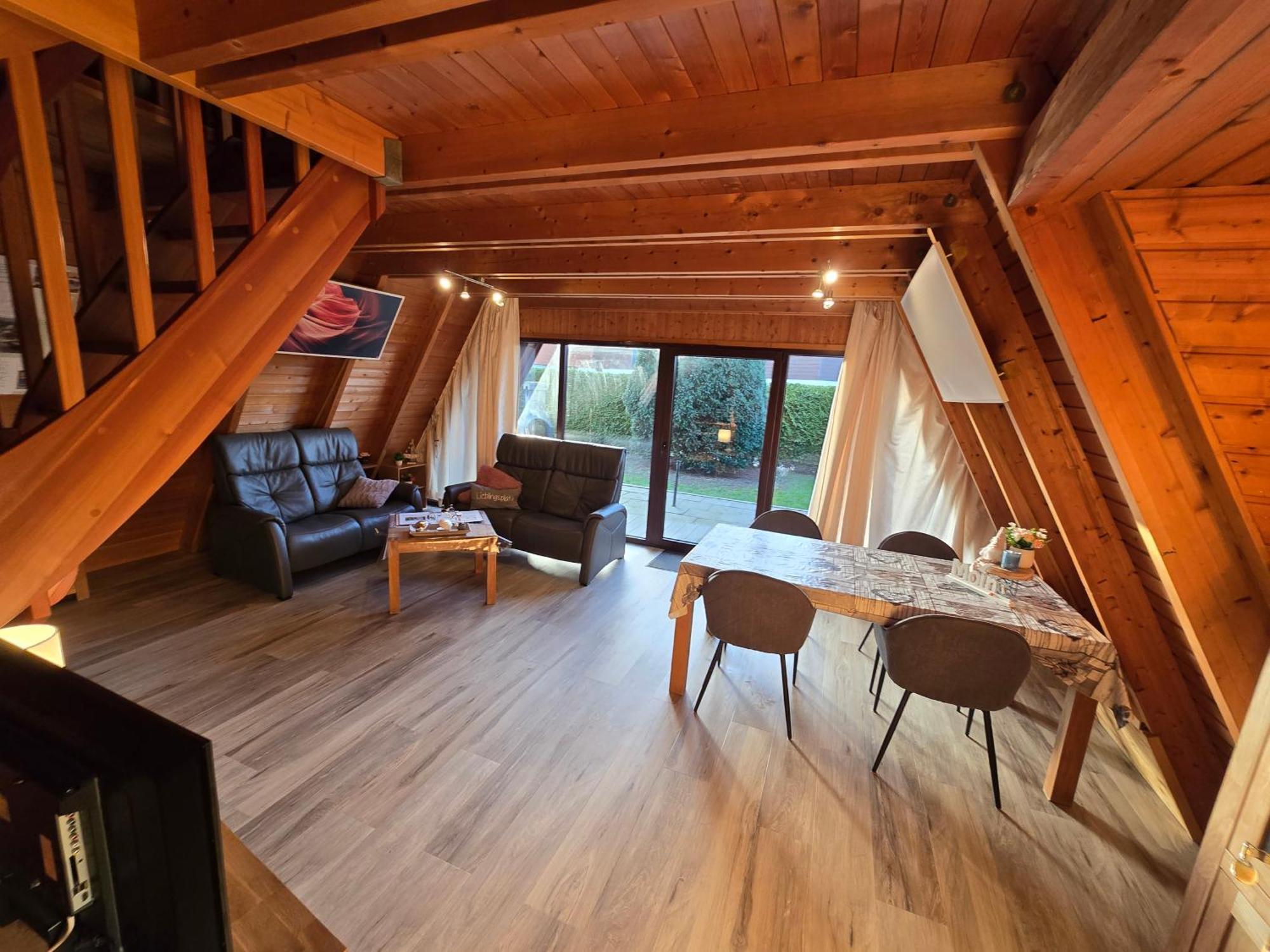 Villa Haus Blume Carolinensiel Exterior foto